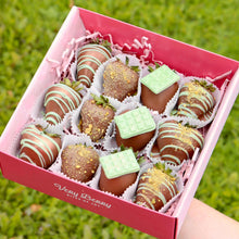 Load image into Gallery viewer, Dubai Chocolate Strawberries
